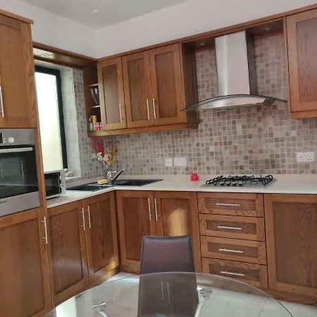 아파트 Panoramic Penthouse Enjoying Sea And Country Views 마르사스칼라