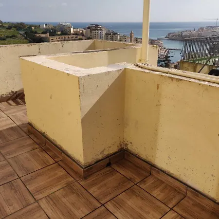 Appartement Panoramic Penthouse Enjoying Sea And Country Views